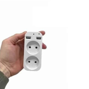 Elektros lizdo Šakotuvas 2jų lizdų ir USB su slapta kamera 32gb Wifi